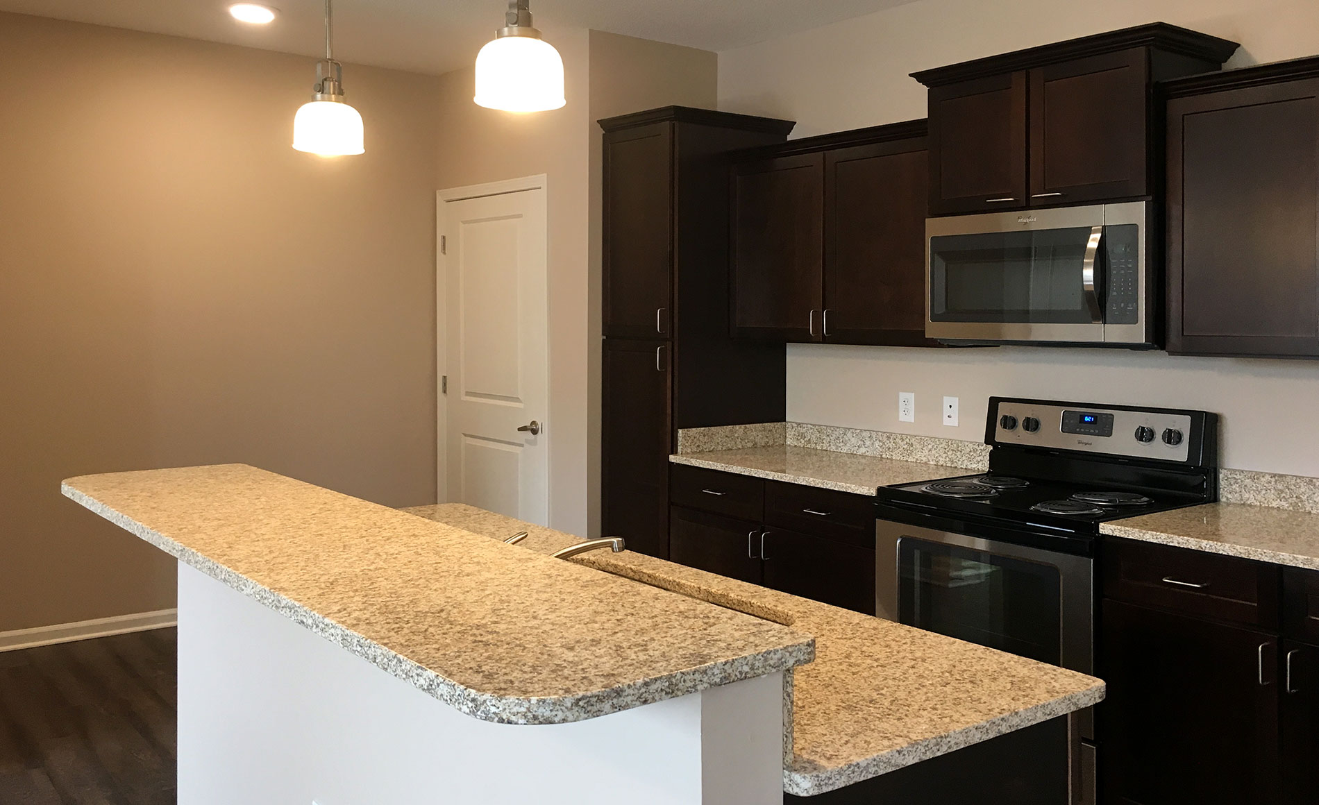 Lee's Summit Pet-Friendly Apartments near me for Rent in Lee's Summit School District | Luxury ...